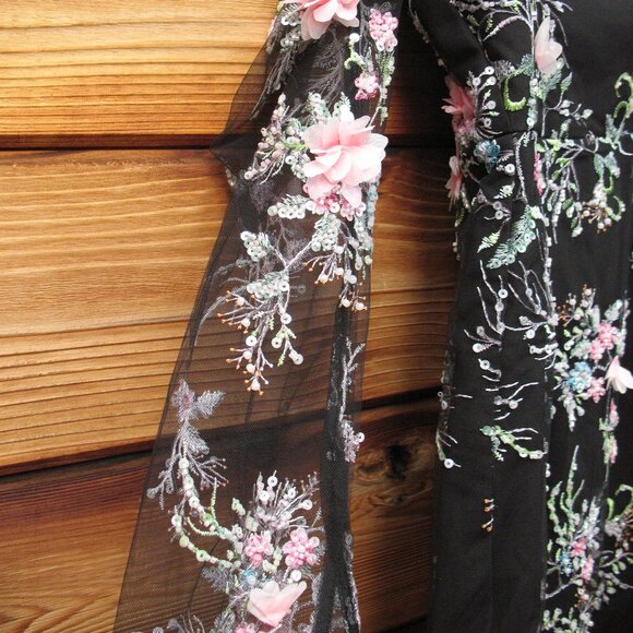 NWT Elliatt Gaia Black Floral Mini Dress Size L - Picture 9 of 15